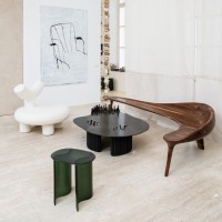 <a href="https://www.galeriegosserez.com/artistes/loellmann-valentin.html">Valentin Loellmann </a> - OnePiece - Corner bench